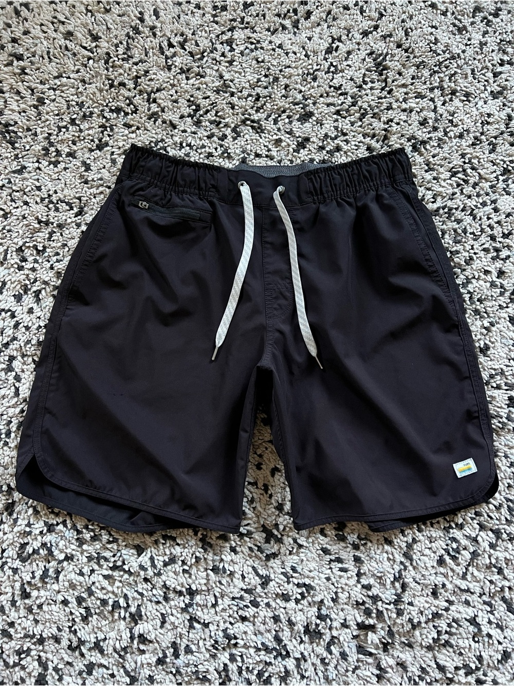 Vuori Banks Shorts V303 Black 7” Inseam Athletic Workout Gym Men’s Size Medium